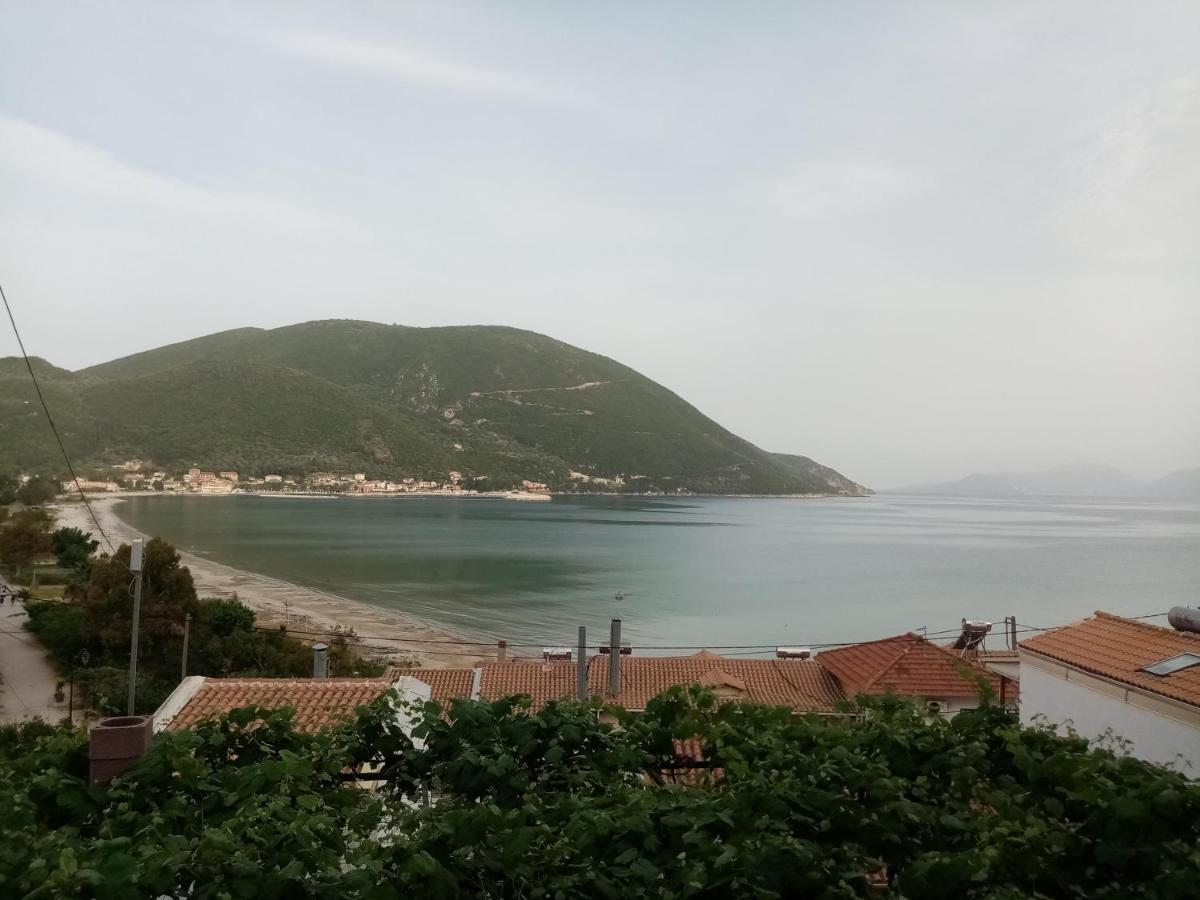 Steven Apartamento Vasiliki Exterior foto
