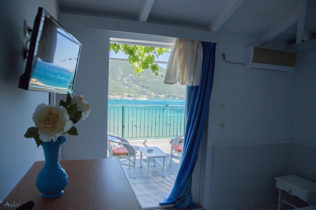Steven Apartamento Vasiliki Exterior foto