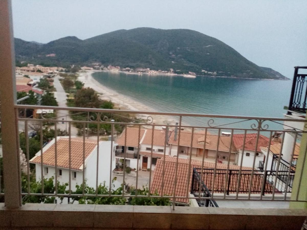 Steven Apartamento Vasiliki Exterior foto